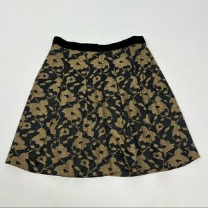 LOFT NWT Floral Pleated A-Line Mini Skirt Metallic Gold Black Size 4 Petite